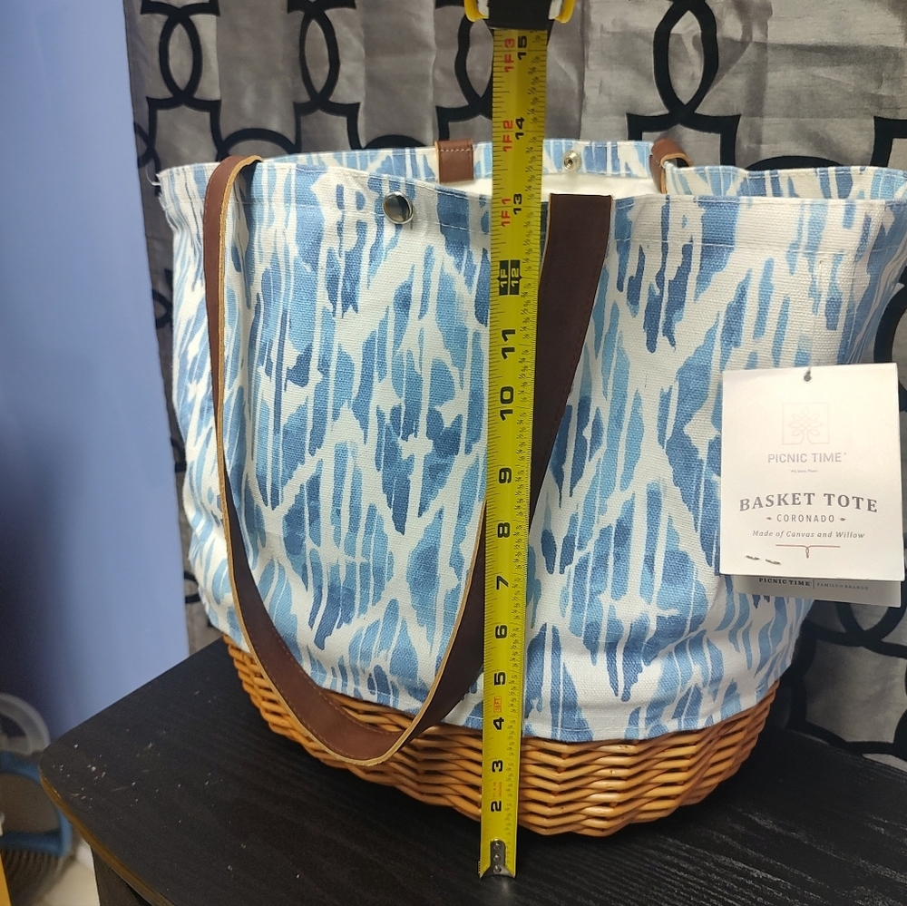 SOLD Picnic Time Basket Tote Blue Beach Canvas Willow Bag! - Picture 6 of 16
